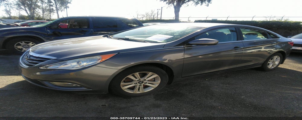 5NPEB4AC6DH709136 2013 HYUNDAI SONATA photo no. 2
