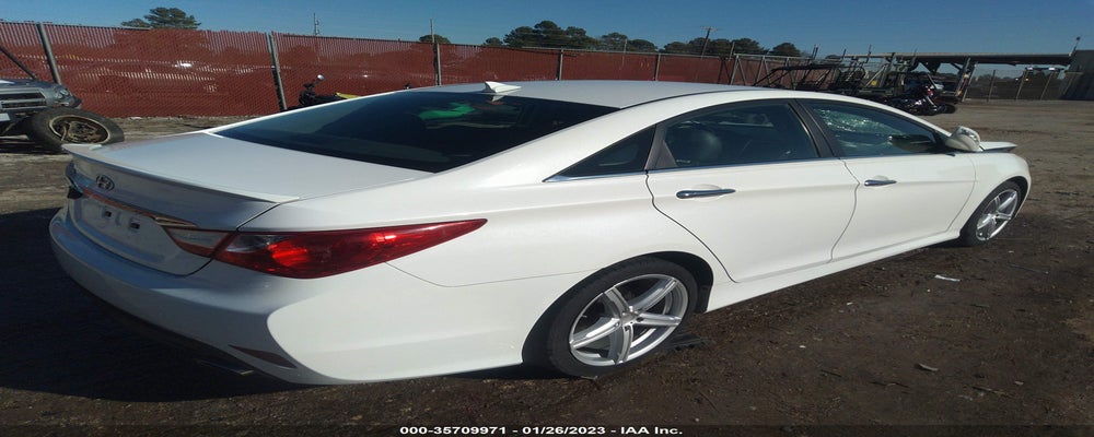 5NPEC4AC4EH909964 2014 HYUNDAI SONATA photo no. 4