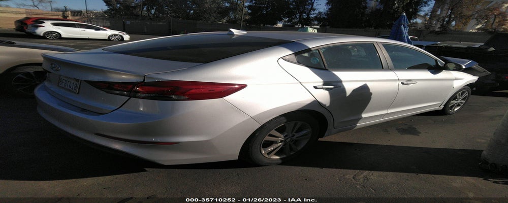 5NPD84LF9JH389436 2018 HYUNDAI ELANTRA photo no. 4
