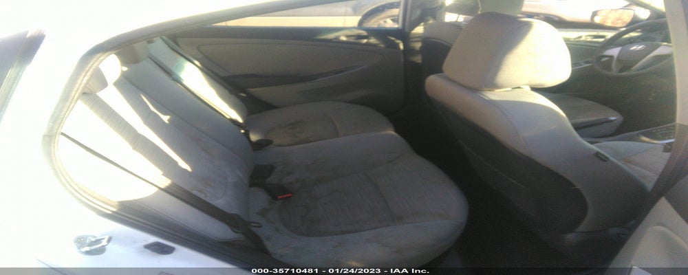 KMHCT4AE9FU924018 2015 HYUNDAI ACCENT photo no. 8