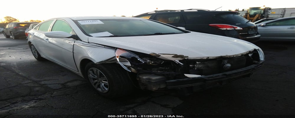 5NPEB4ACXBH059661 2011 HYUNDAI SONATA photo no. 1