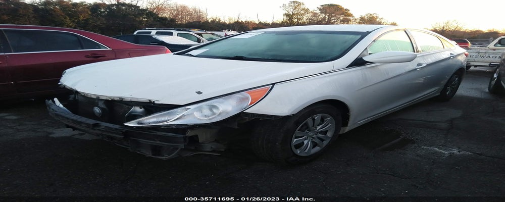 5NPEB4ACXBH059661 2011 HYUNDAI SONATA photo no. 2