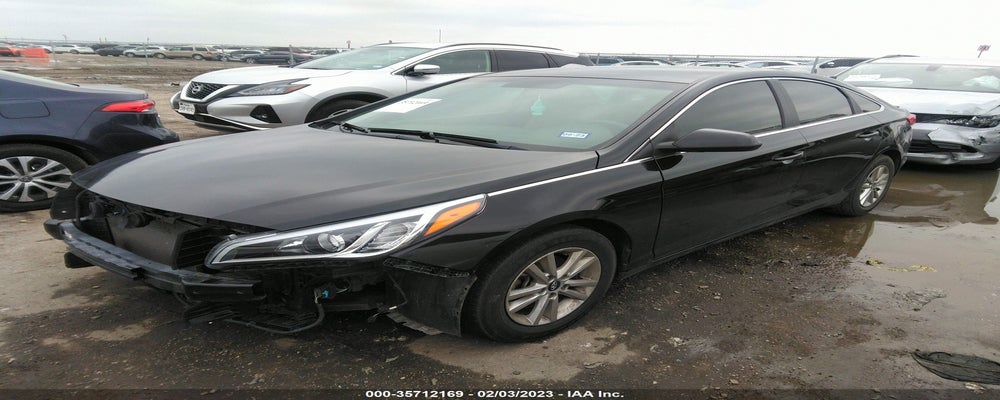 5NPE24AF5FH235290 2015 HYUNDAI SONATA photo no. 2