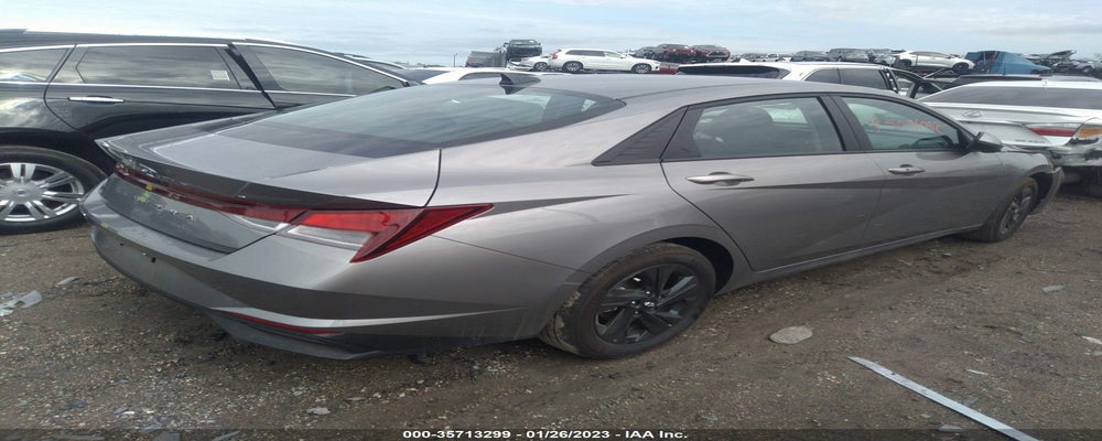 KMHLM4AG7PU370686 2023 HYUNDAI ELANTRA photo no. 4
