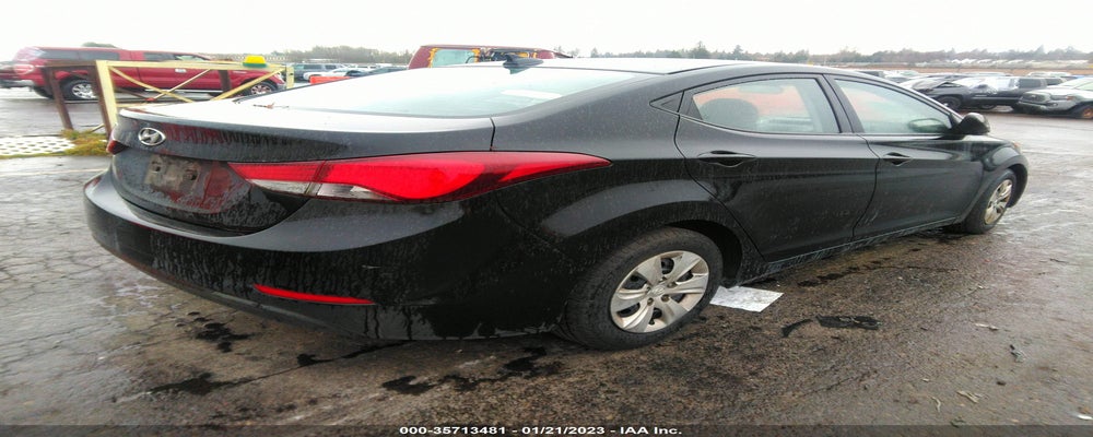 5NPDH4AE1GH786318 2016 HYUNDAI ELANTRA photo no. 4