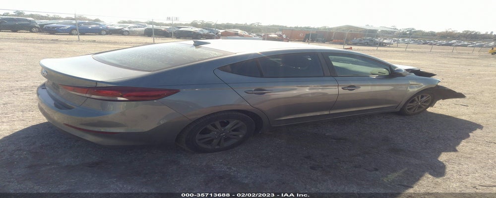 KMHD84LF9HU151887 2017 HYUNDAI ELANTRA photo no. 4