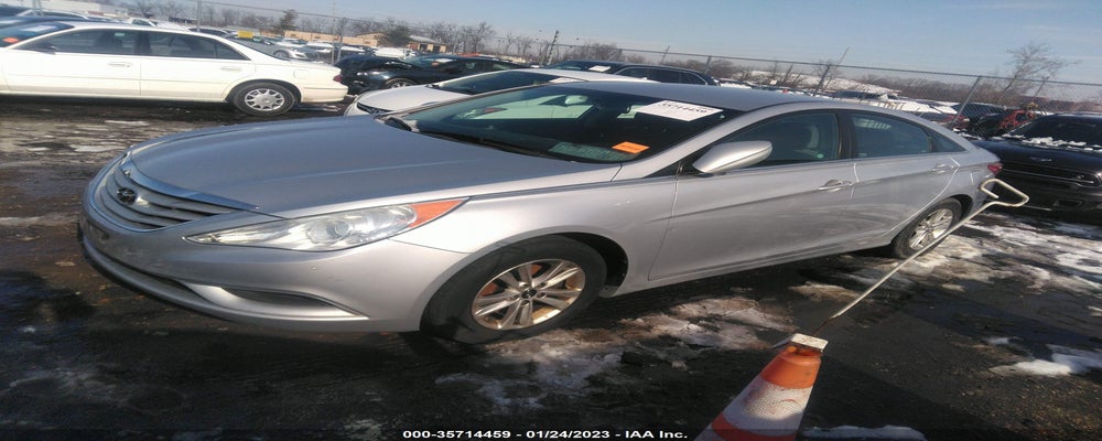 5NPEB4AC0DH740804 2013 HYUNDAI SONATA photo no. 2