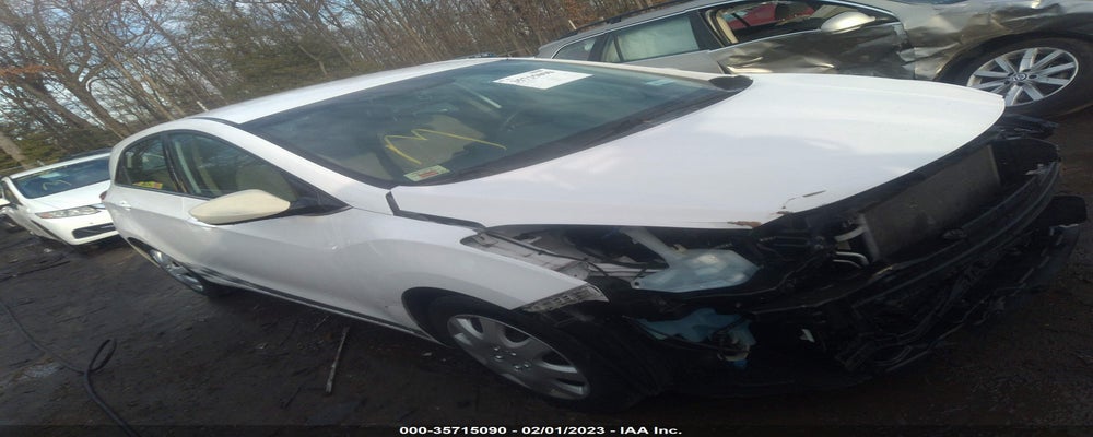 KMHD35LH4GU266837 2016 HYUNDAI ELANTRA GT photo no. 24