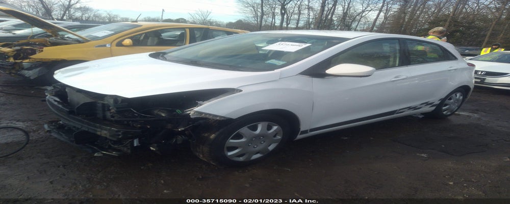 KMHD35LH4GU266837 2016 HYUNDAI ELANTRA GT photo no. 2