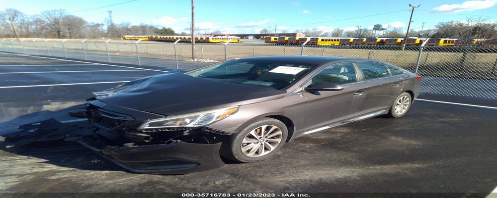 5NPE34AF8FH030883 2015 HYUNDAI SONATA photo no. 2