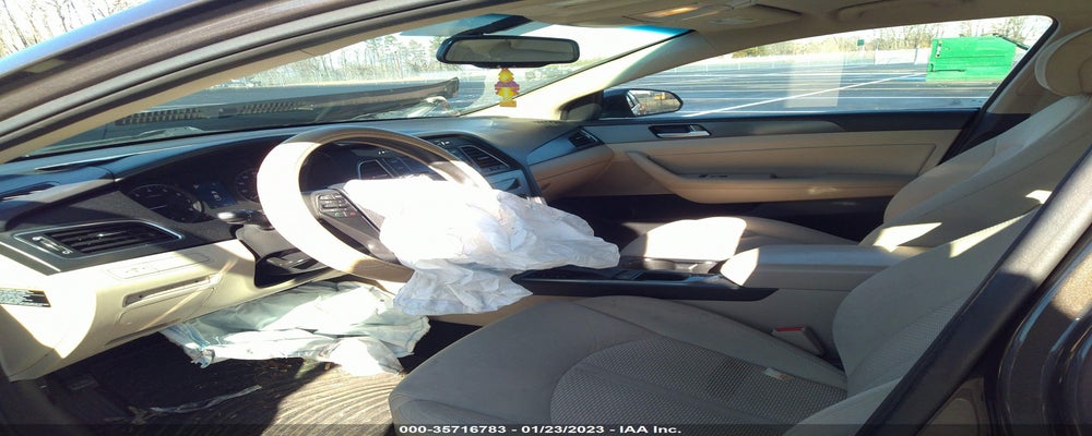 5NPE34AF8FH030883 2015 HYUNDAI SONATA photo no. 5