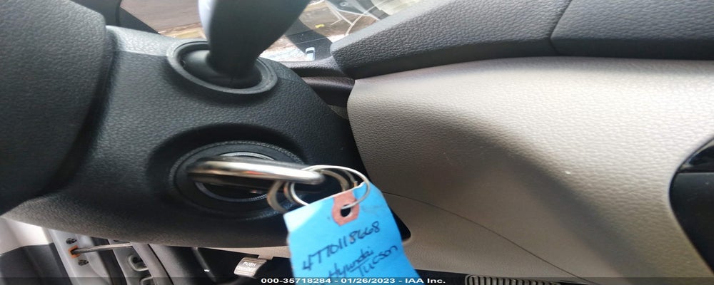KM8J3CA42GU160801 2016 HYUNDAI TUCSON photo no. 11
