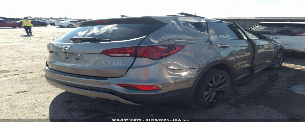 5NMZW4LA6HH040628 2017 HYUNDAI SANTA FE SPORT photo no. 4