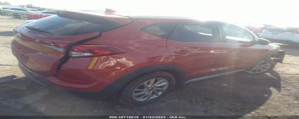 KM8J33A46HU525384 2017 HYUNDAI TUCSON photo no. 4