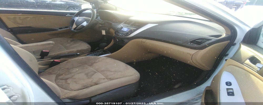 KMHCT4AE4DU402927 2013 HYUNDAI ACCENT photo no. 5