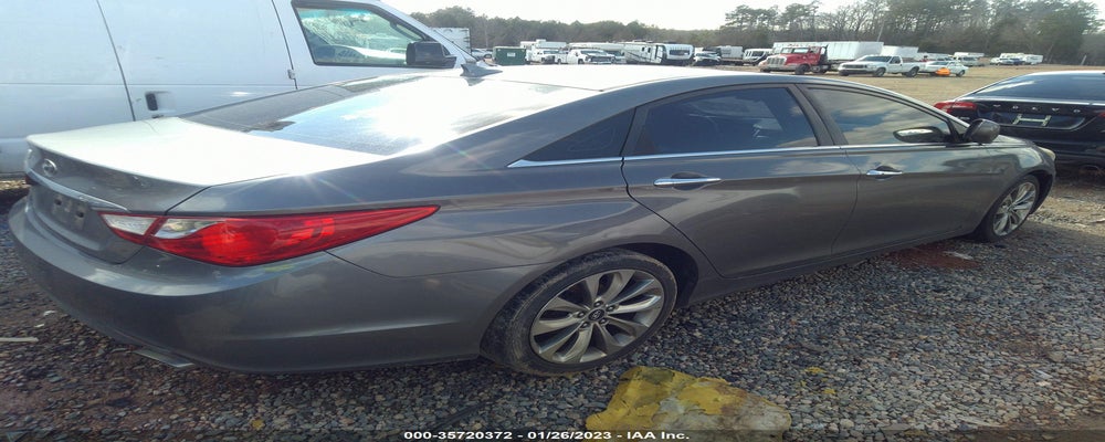 5NPEC4AC6BH022782 2011 HYUNDAI SONATA photo no. 4