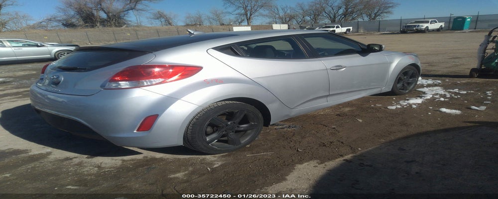 KMHTC6AD2FU236512 2015 HYUNDAI VELOSTER photo no. 4