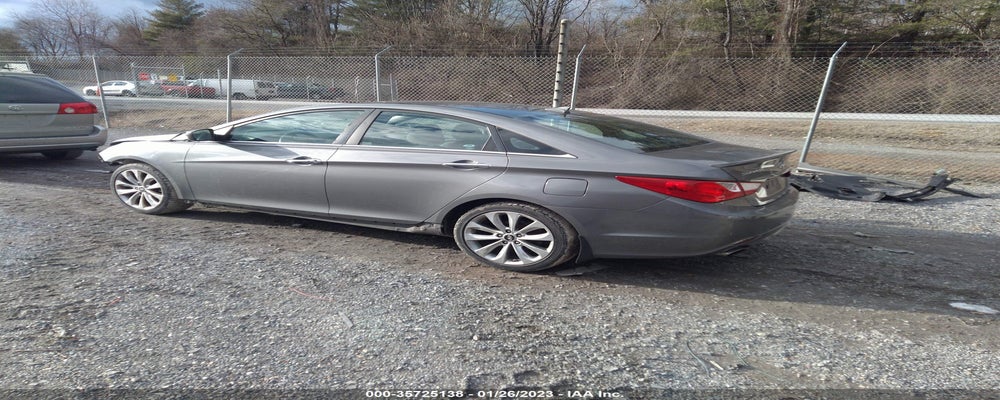 5NPEC4AC4DH740382 2013 HYUNDAI SONATA photo no. 3