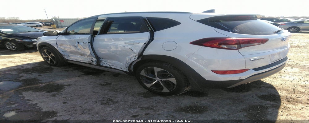 KM8J33A29JU818135 2018 HYUNDAI TUCSON photo no. 3