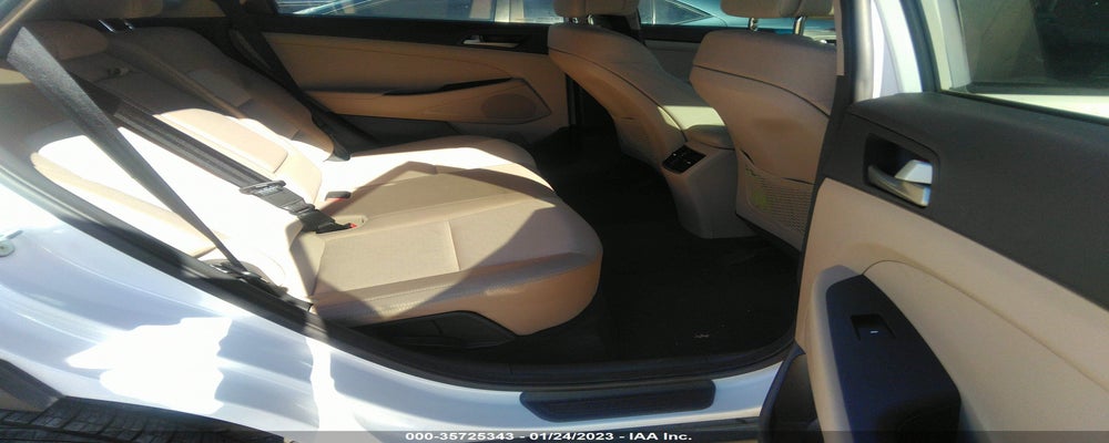 KM8J33A29JU818135 2018 HYUNDAI TUCSON photo no. 8