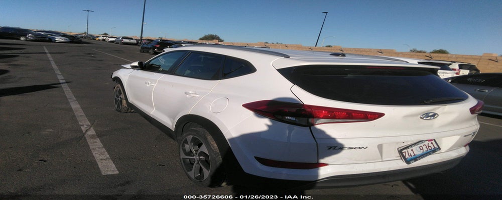 KM8J3CA27GU035839 2016 HYUNDAI TUCSON photo no. 3