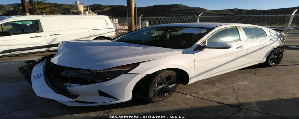 KMHLM4AJXMU010528 2021 HYUNDAI ELANTRA HYBRID photo no. 2