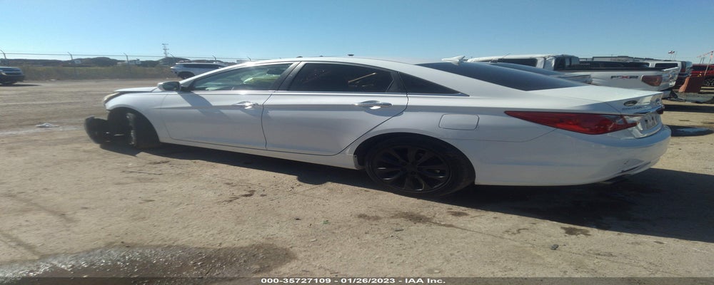 5NPEC4AB7BH265637 2011 HYUNDAI SONATA photo no. 3