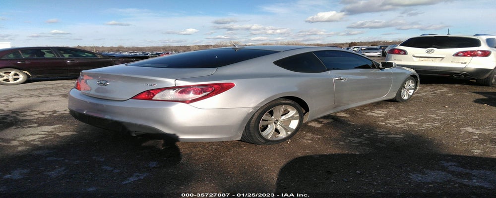 KMHHT6KD2AU030541 2010 HYUNDAI GENESIS COUPE photo no. 4