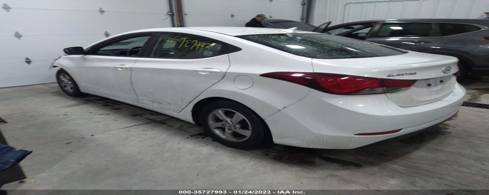 5NPDH4AE9FH562759 2015 HYUNDAI ELANTRA photo no. 3