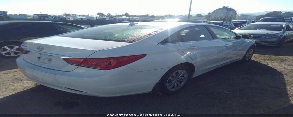 5NPEB4AC4DH520291 2013 HYUNDAI SONATA photo no. 4