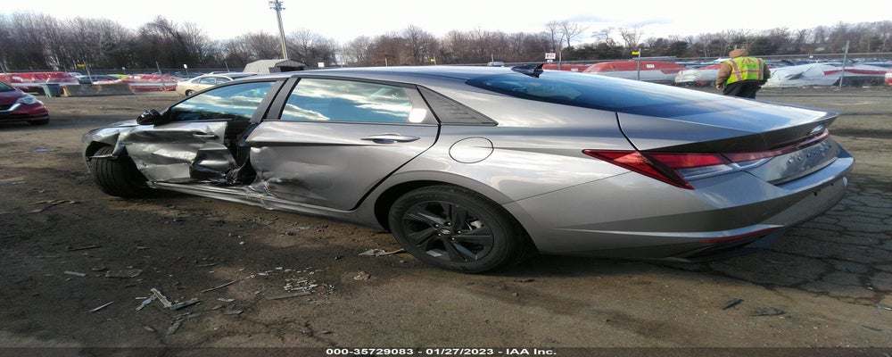 KMHLM4AG4PU374985 2023 HYUNDAI ELANTRA photo no. 3