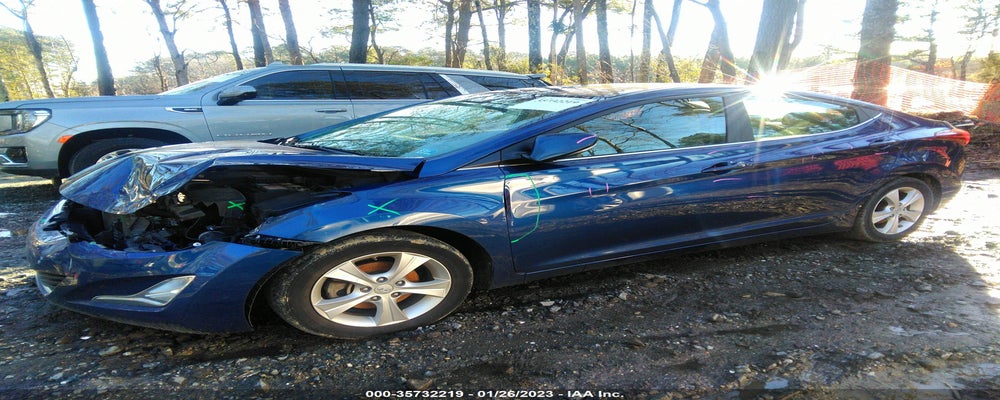 5NPDH4AE7GH782323 2016 HYUNDAI ELANTRA photo no. 2