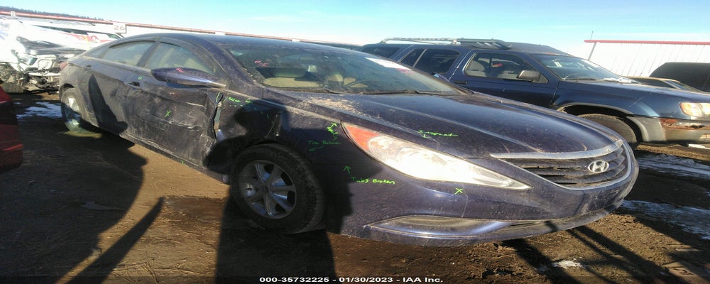 5NPEB4AC3BH025528 2011 HYUNDAI SONATA photo no. 1