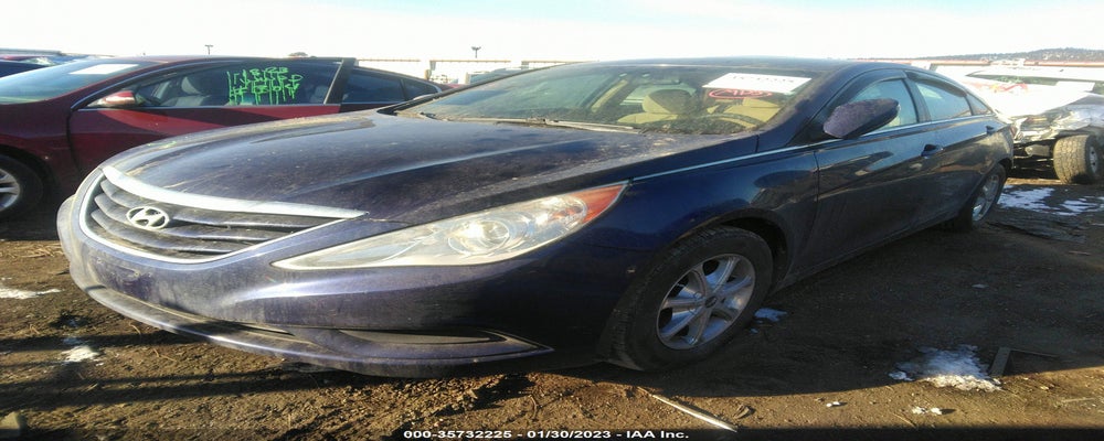 5NPEB4AC3BH025528 2011 HYUNDAI SONATA photo no. 2