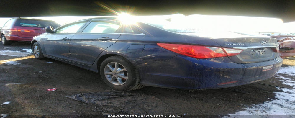 5NPEB4AC3BH025528 2011 HYUNDAI SONATA photo no. 3