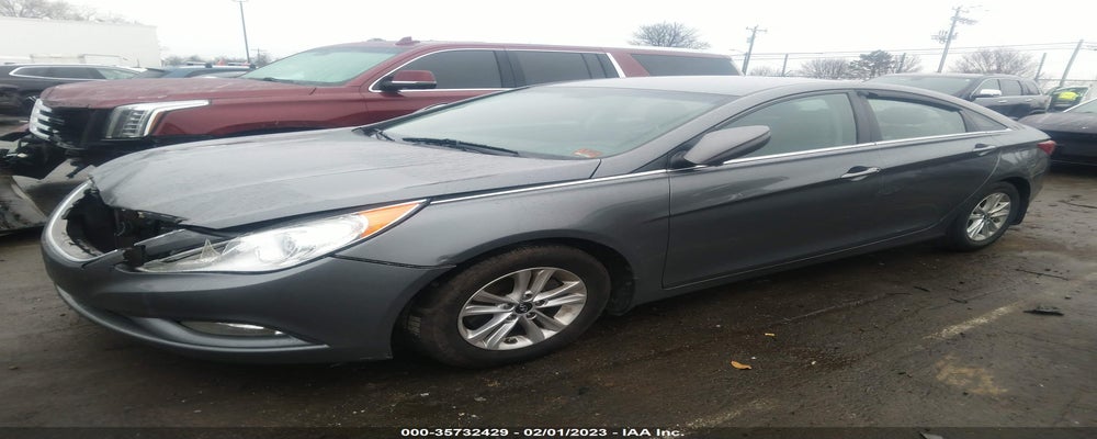 5NPEB4AC6DH770017 2013 HYUNDAI SONATA photo no. 2