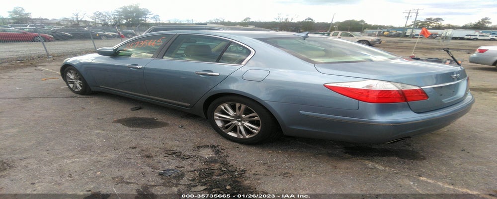 KMHGC4DF8AU093125 2010 HYUNDAI GENESIS photo no. 3