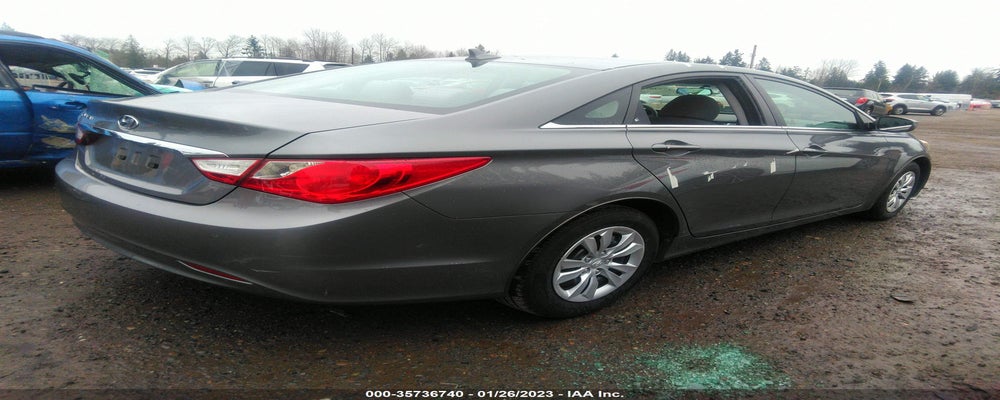 5NPEB4AC6BH067420 2011 HYUNDAI SONATA photo no. 4