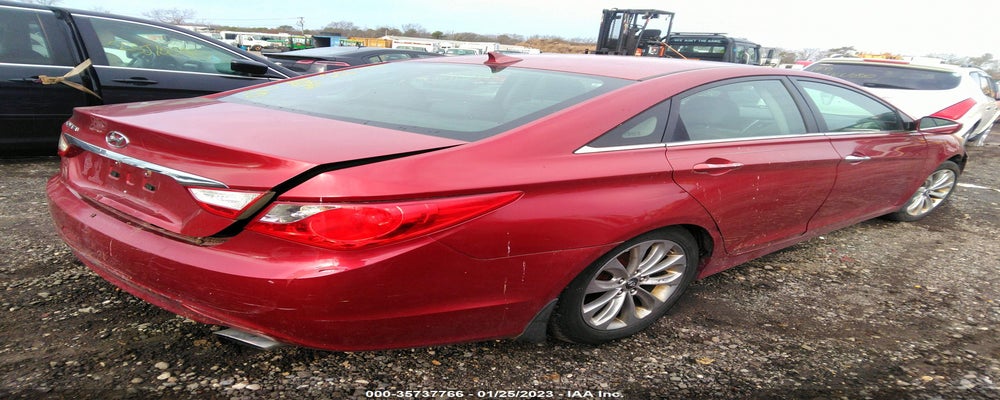 5NPEC4AC4BH196401 2011 HYUNDAI SONATA photo no. 4