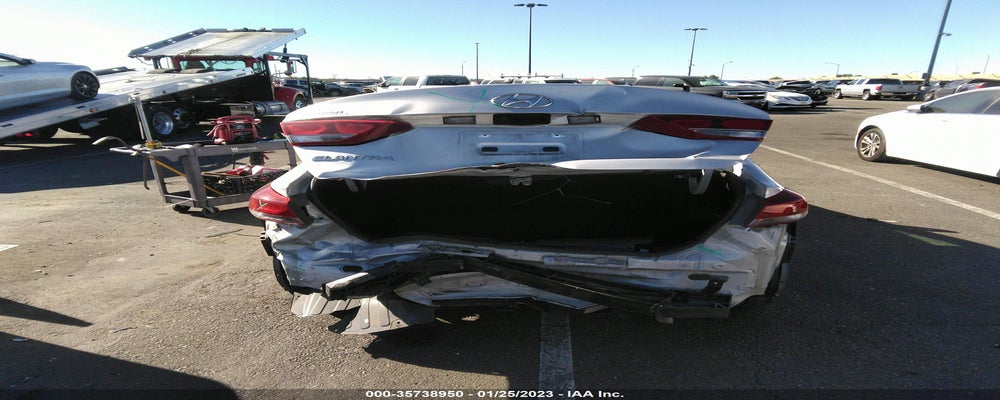 KMHD84LFXHU164549 2017 HYUNDAI ELANTRA photo no. 6