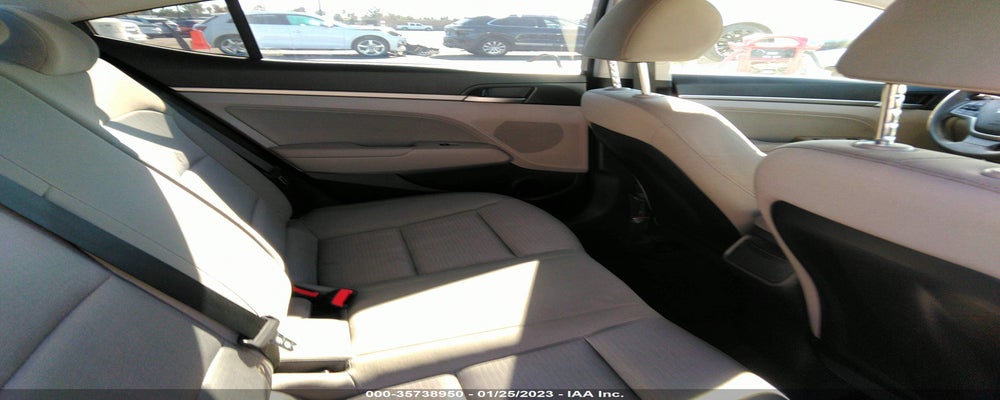 KMHD84LFXHU164549 2017 HYUNDAI ELANTRA photo no. 8
