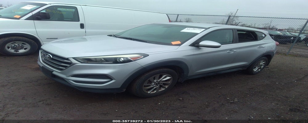 KM8J23A43HU300441 2017 HYUNDAI TUCSON photo no. 2