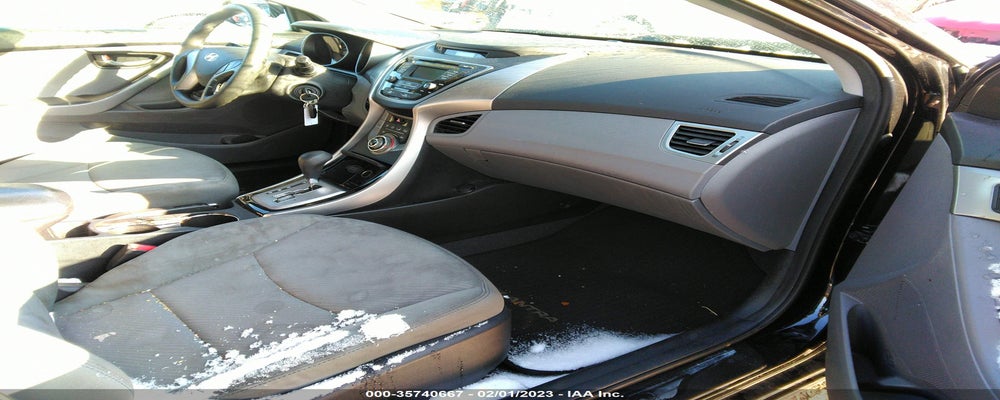 5NPDH4AE8DH451861 2013 HYUNDAI ELANTRA photo no. 5