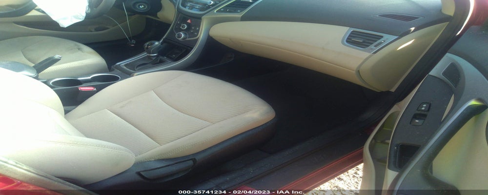 5NPDH4AE5GH736487 2016 HYUNDAI ELANTRA photo no. 5