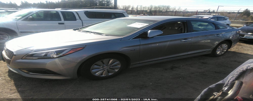 KMHE24L15GA014133 2016 HYUNDAI SONATA HYBRID photo no. 2