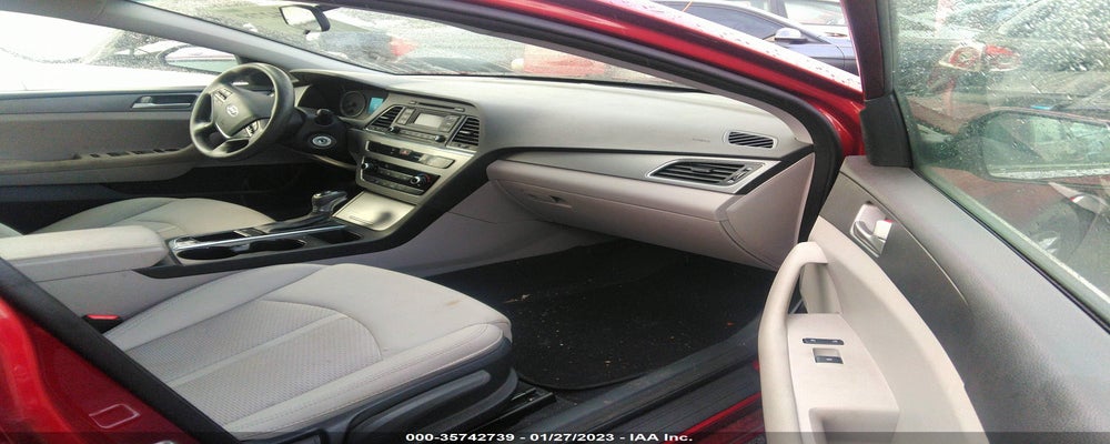 5NPE24AF9FH228584 2015 HYUNDAI SONATA photo no. 5