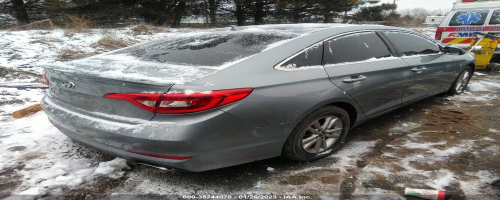 5NPE24AF1HH457943 2017 HYUNDAI SONATA photo no. 4
