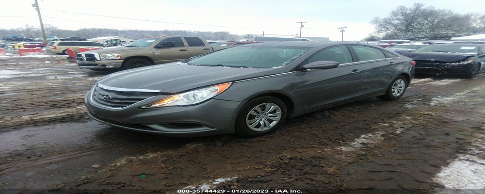 5NPEB4AC0DH515556 2013 HYUNDAI SONATA photo no. 2