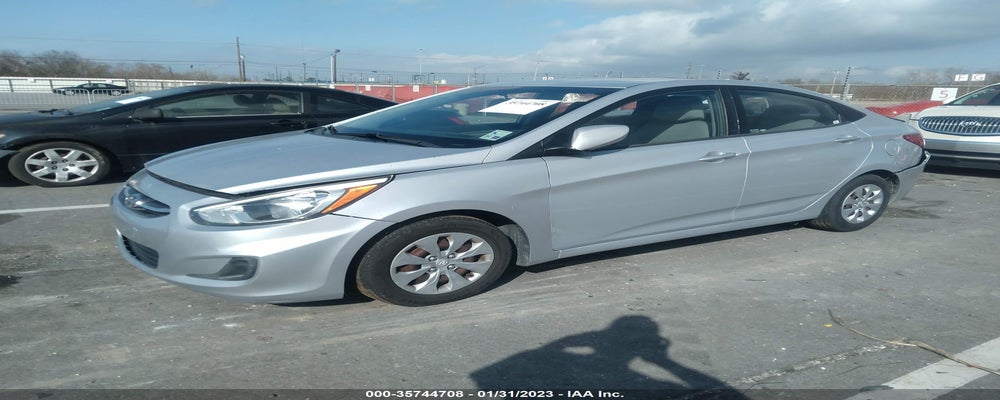KMHCT4AE3FU860090 2015 HYUNDAI ACCENT photo no. 2