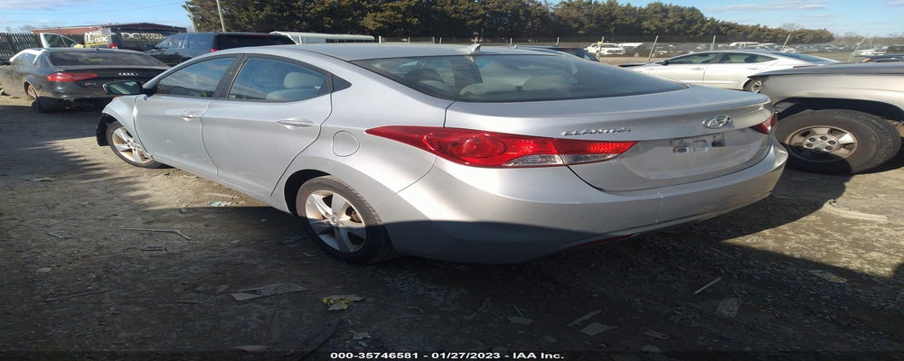 5NPDH4AE6DH341049 2013 HYUNDAI ELANTRA photo no. 3